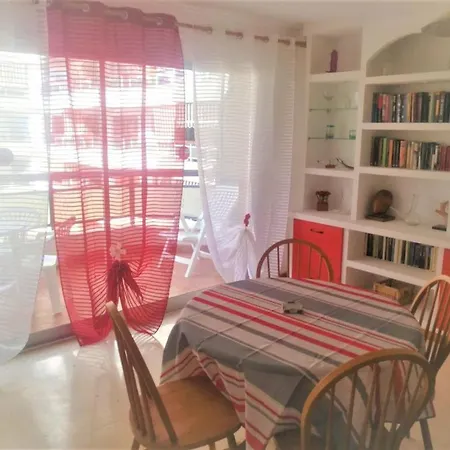 Apartament In Beach De Los Cristianos Ii *